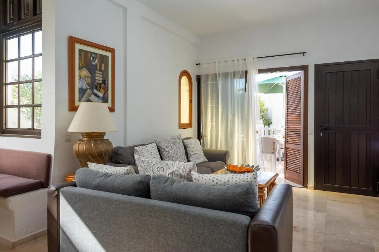 Apartment Las Carabelas 8, Next To The Sea And All Amenities Costa Adeje  Spain