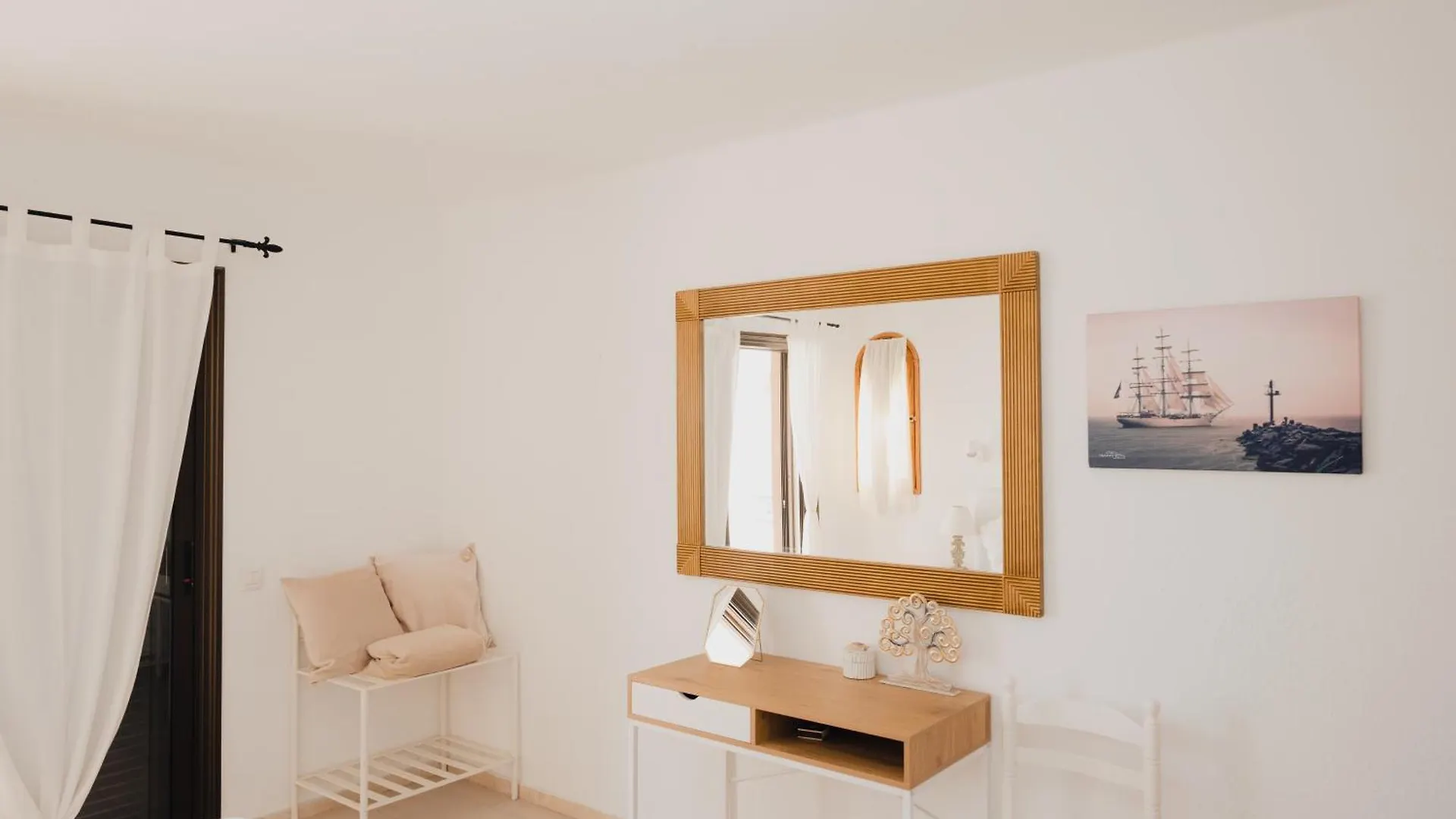 Las Carabelas 8, Next To The Sea And All Amenities Costa Adeje  Spain