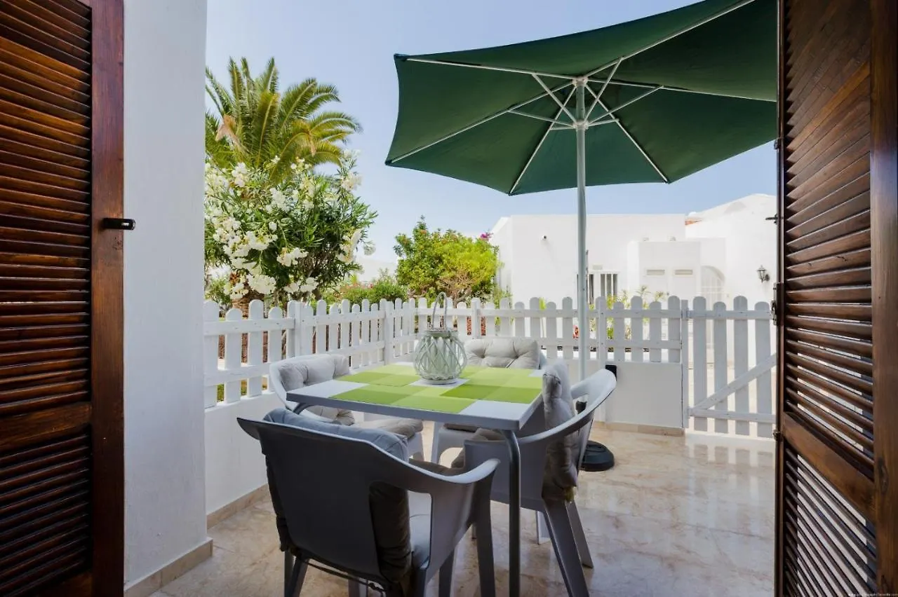 Apartment Las Carabelas 8, Next To The Sea And All Amenities Costa Adeje  Spain
