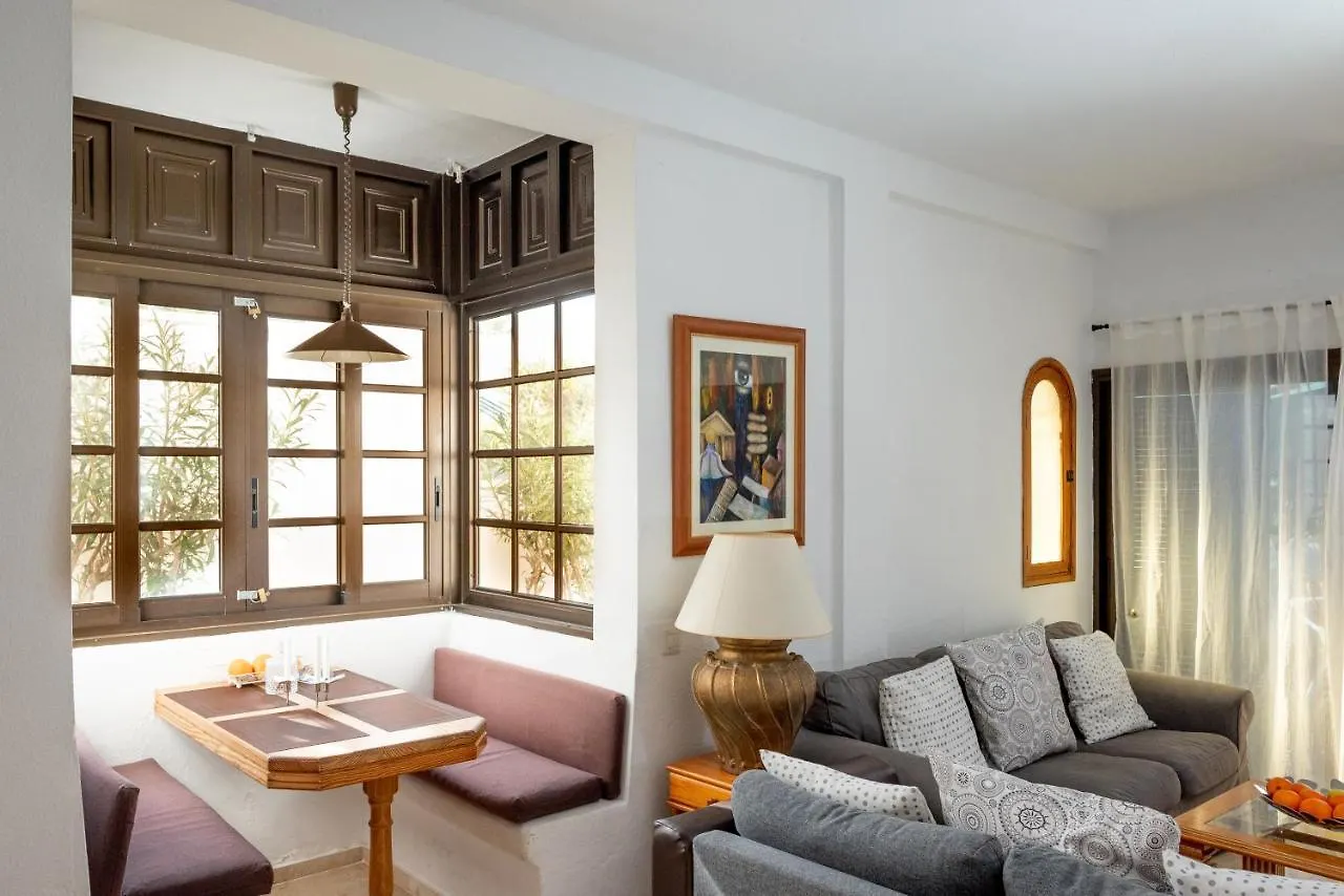 Las Carabelas 8, Next To The Sea And All Amenities Costa Adeje  0*, Costa Adeje (Tenerife)